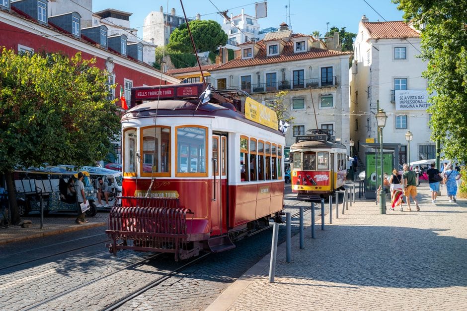 Lissabon buiten het hoogseizoen: zon, heuvels en zachte prijzen